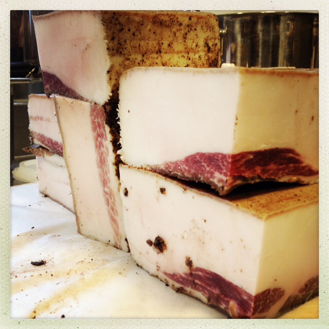 Le lard de Colonnata un délice de charcuterie italienne Le blog de
